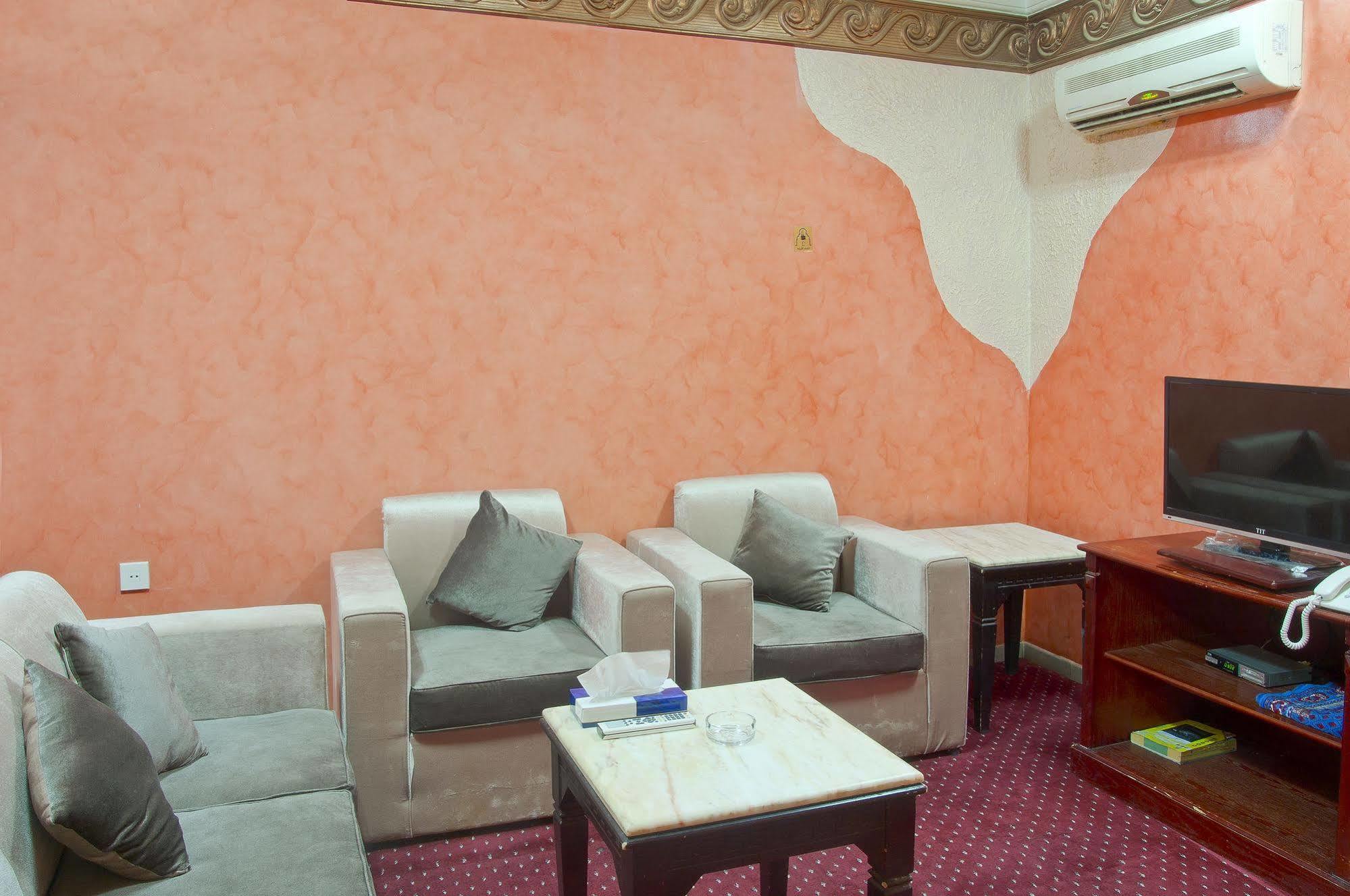 Al Farhan Hotel Suites Al Aqiq Riyadh Eksteriør bilde